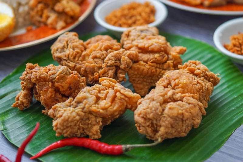 avoid crispy and fried eating out