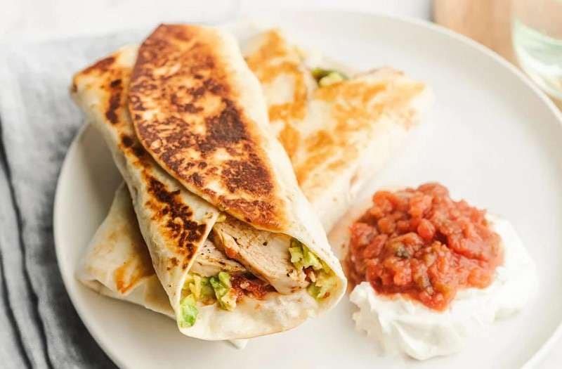 chicken warp for dinner