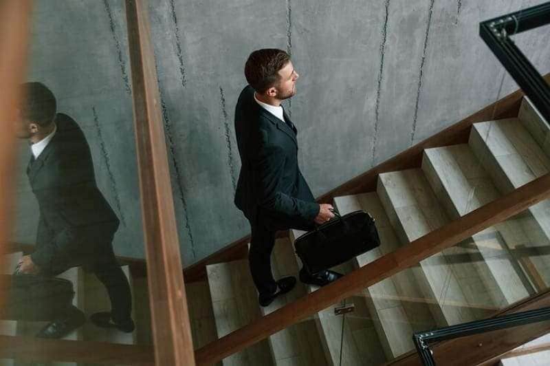 use stairs instead of elevator