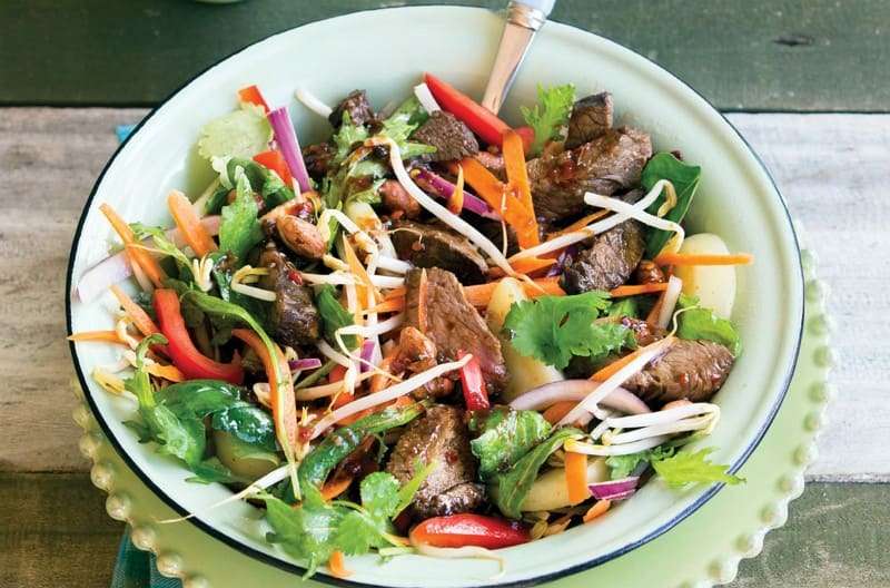 healthy takeaway thai beef salad