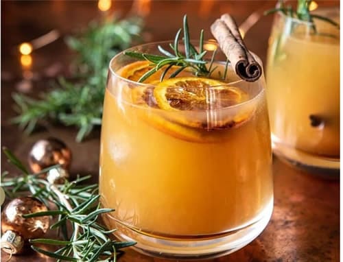 sourthern thanksgiving beverage bourbon-based cocktails