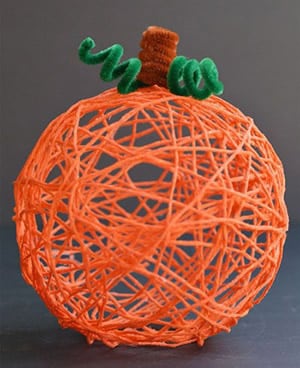 thanksgiving yarn pumkin craft