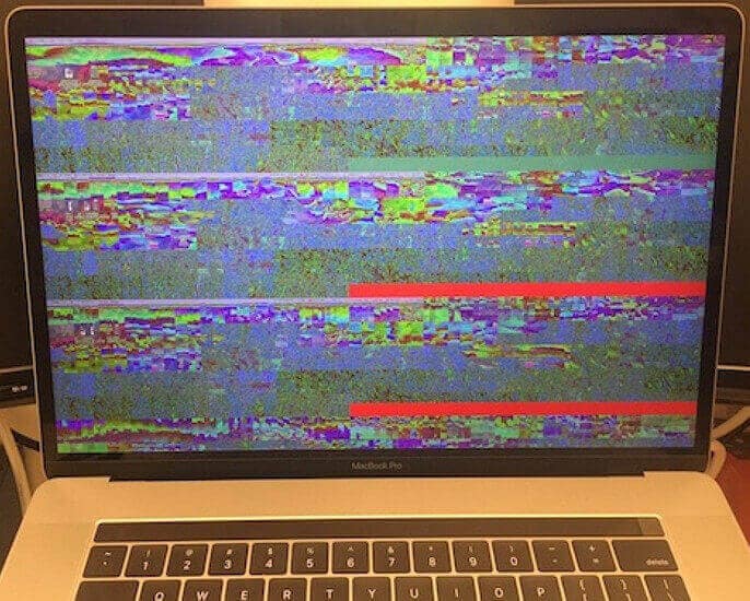 screen flickering 2018 macbook pro 10.14