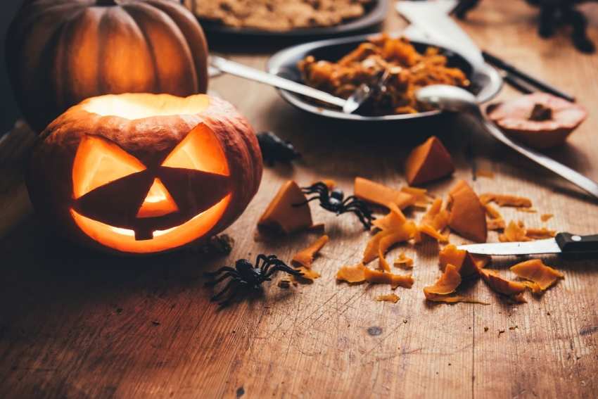 pumpkin carving requirements