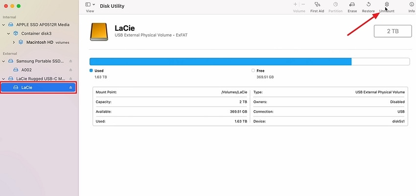 disk utility unmounts external volume