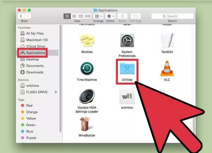 Scegli Utility per formattare USB su Mac