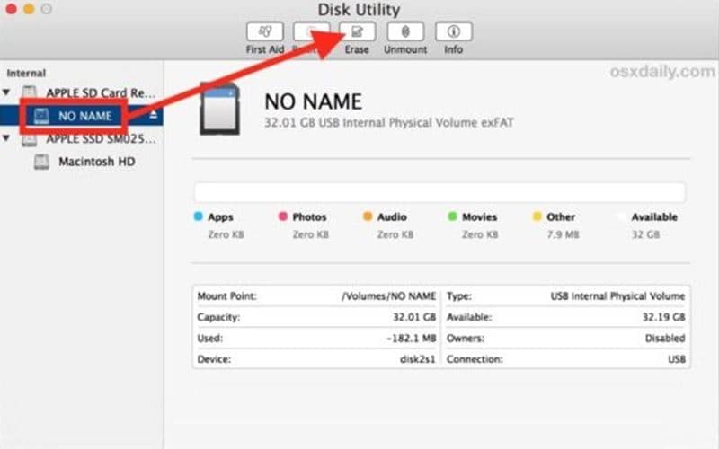 disk utility showing inserted SD card