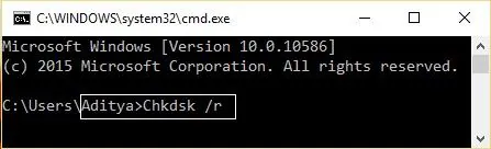 saisir Chkdsk /r dans l'invite de commande.