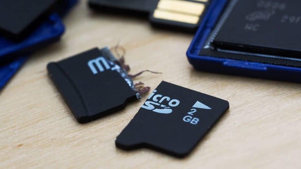 broken microSD card