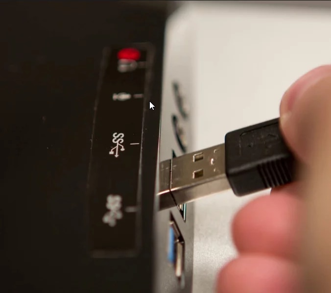 mostrando el ancho del dispositivo USB conectado