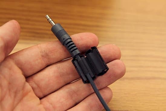  Ferrite bead in charging cable 