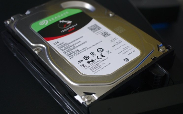 a seagate ironwolf nas drive
