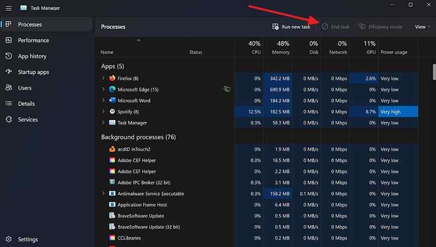 close frozen apps with task manager