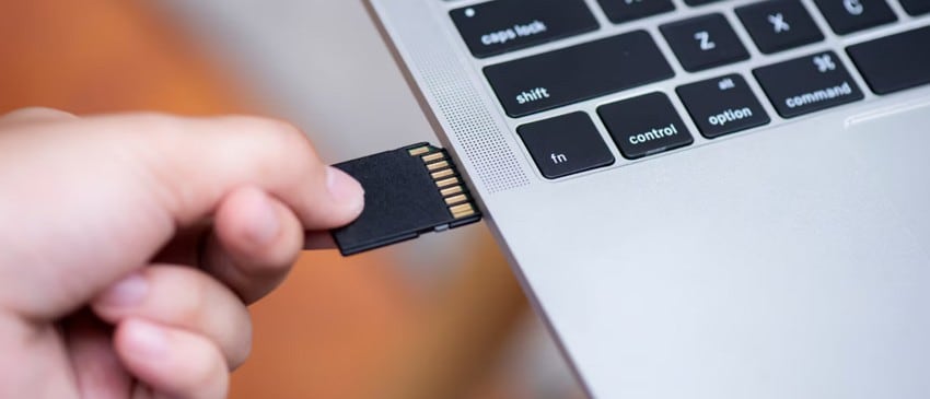 reinsert the sd card and restart device