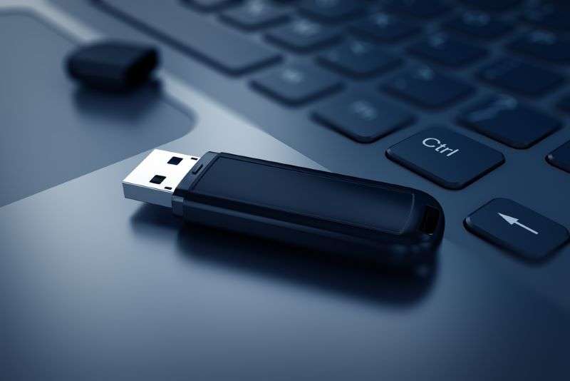 How to Format a Bootable USB on Win 10/11?
