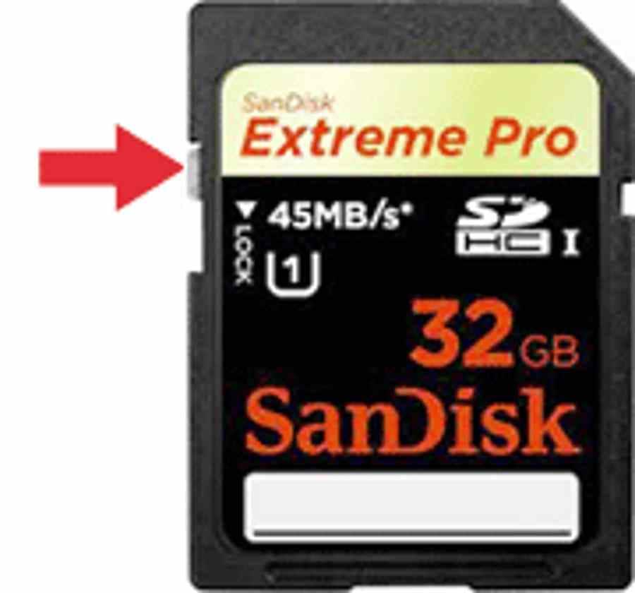 camera storage menu with sd card format option selected