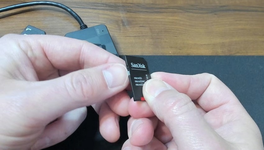 check the memory card lock