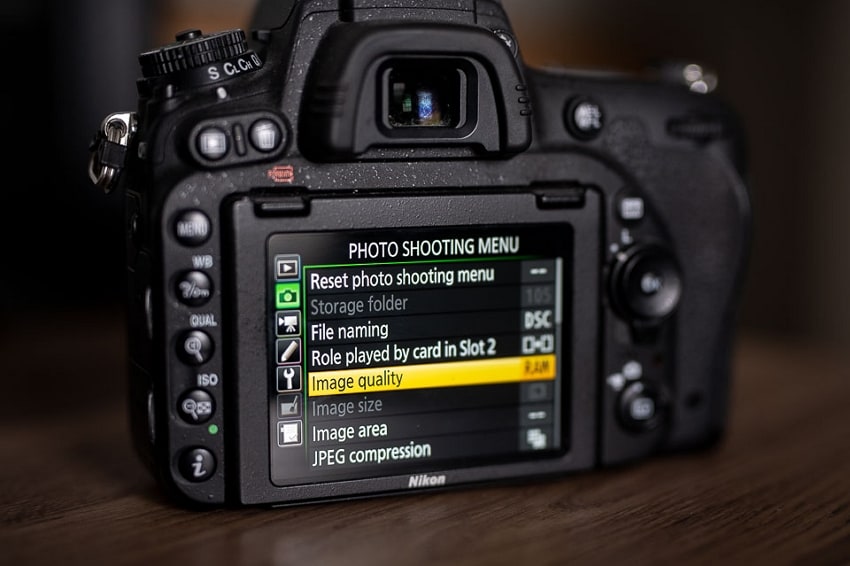 drawback of raw photo file
