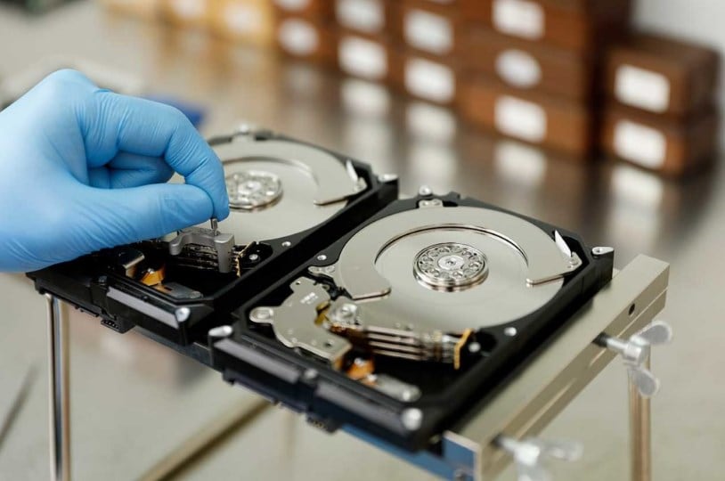 contact data recovery services