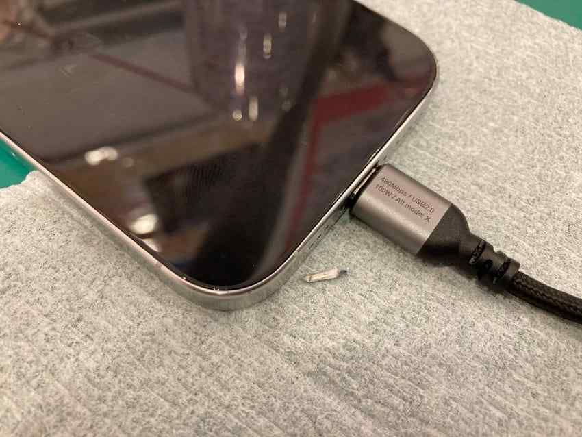 check damaged iphone power response