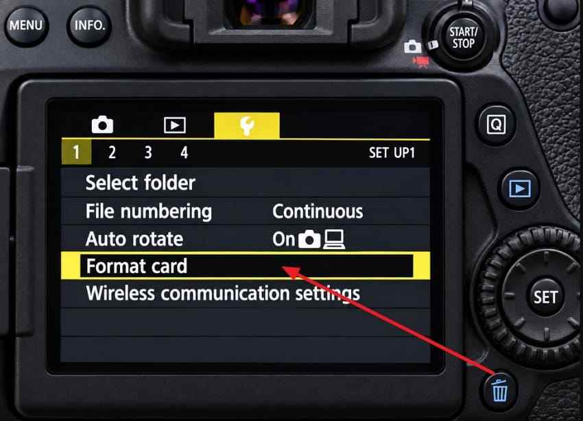 format card in camera menu