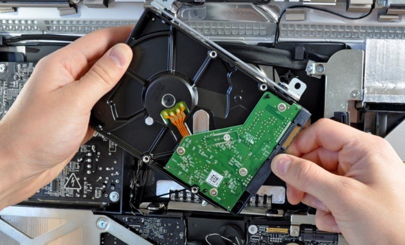 mengatur ulang letak hard drive