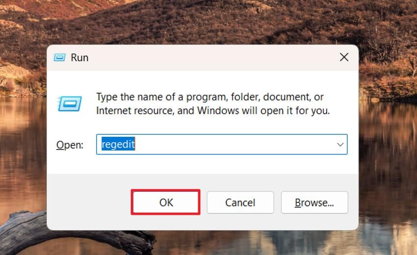 open windows regedit