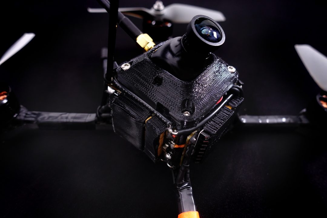 features of fast drone