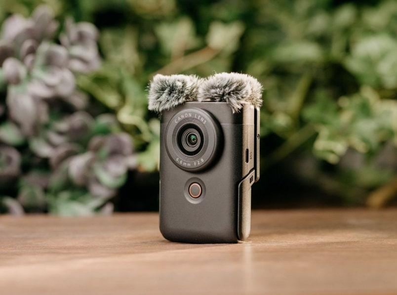 canon powershot v10 camera