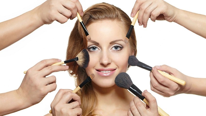 tips to add makeup to photo