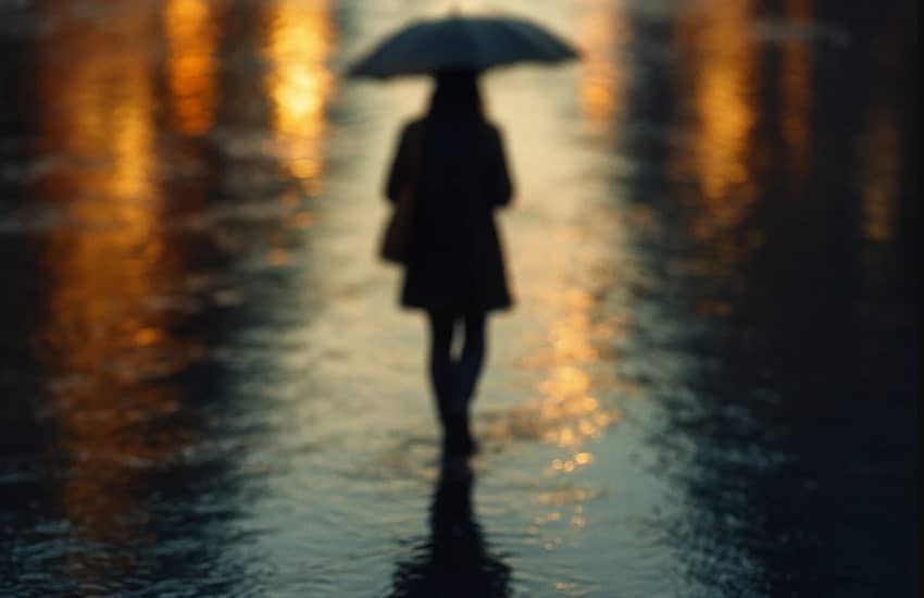 blurry reflection photo