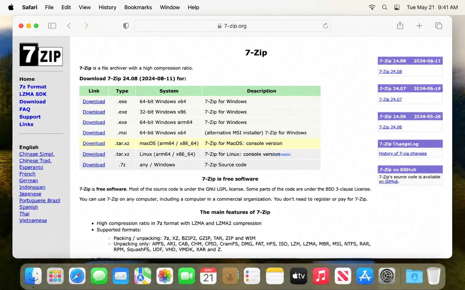 official 7 zip macos download page with console version link