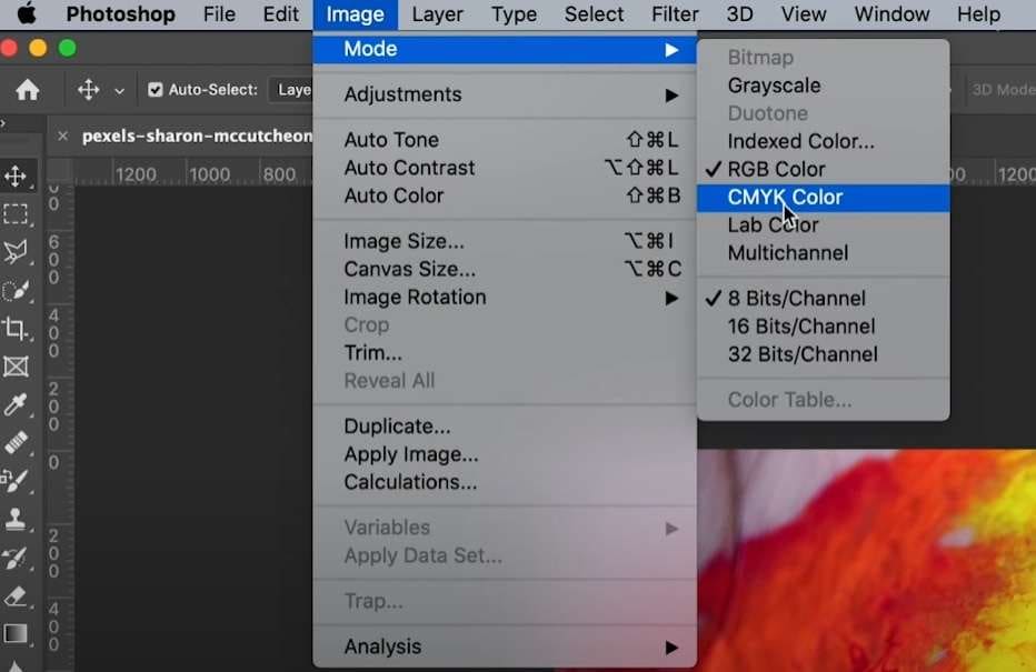 seleziona l'opzione colore CMYK in Photoshop 
