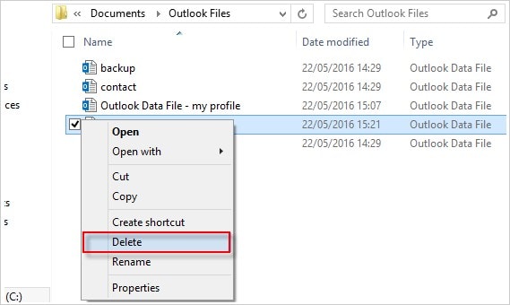 delete the selected pst file