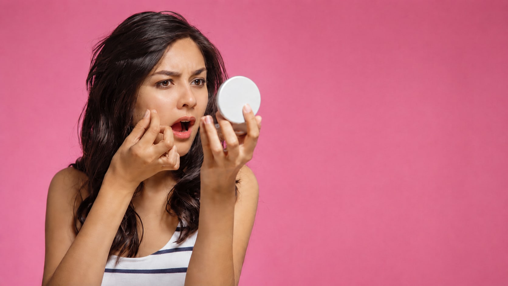 remove pimple from photo after