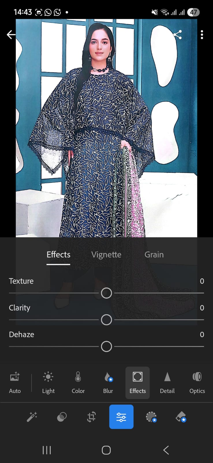 improve image clarity and texture in lightroom