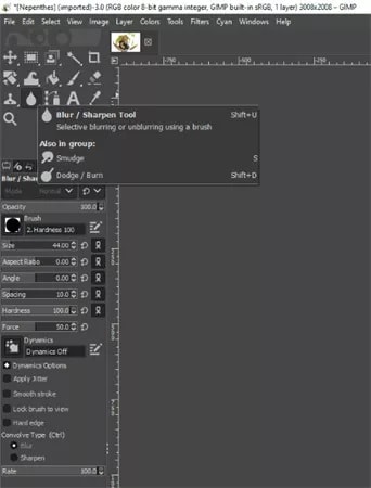 sharpen blurry images using gimp