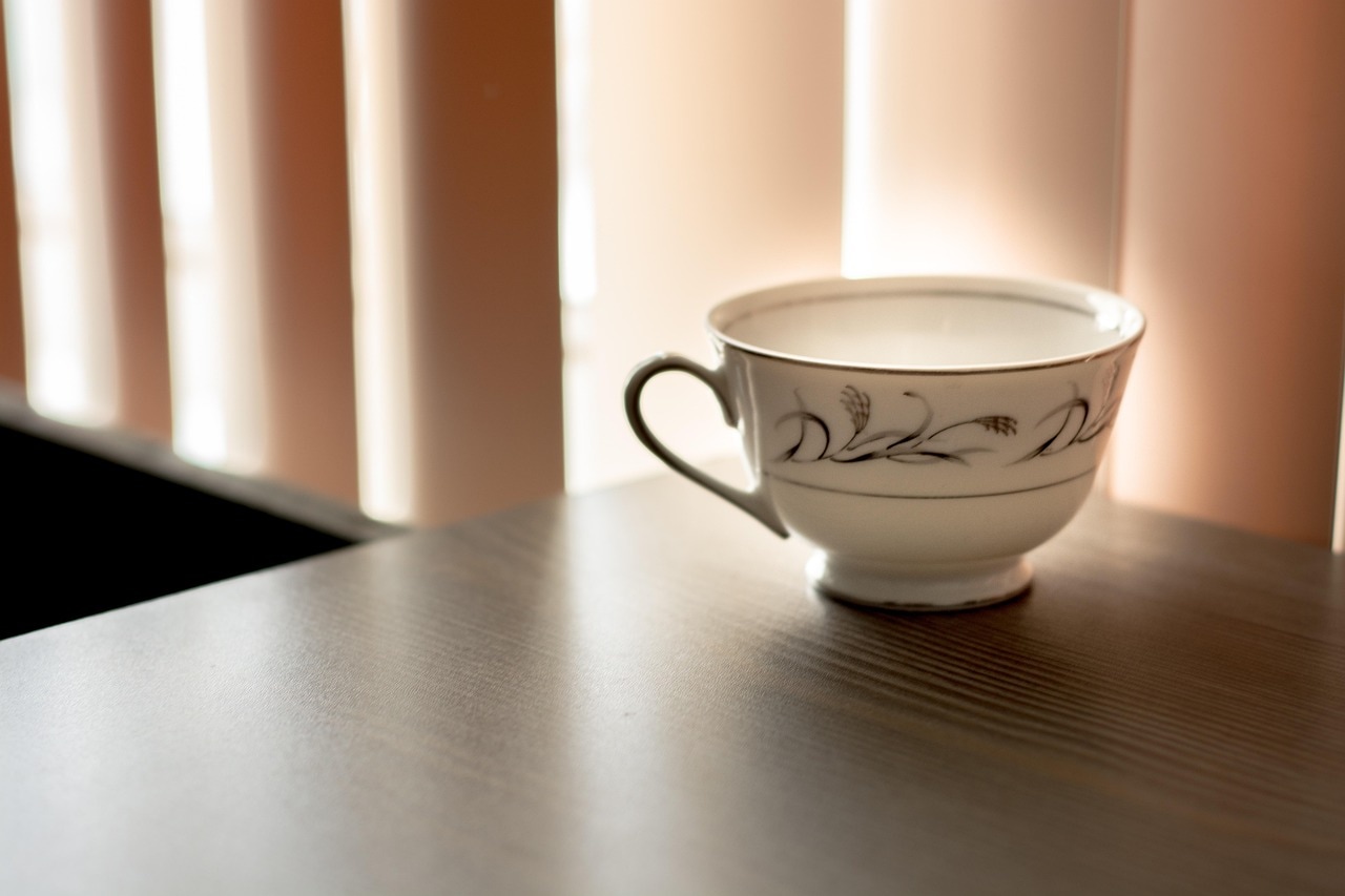 uncluttered wooden table