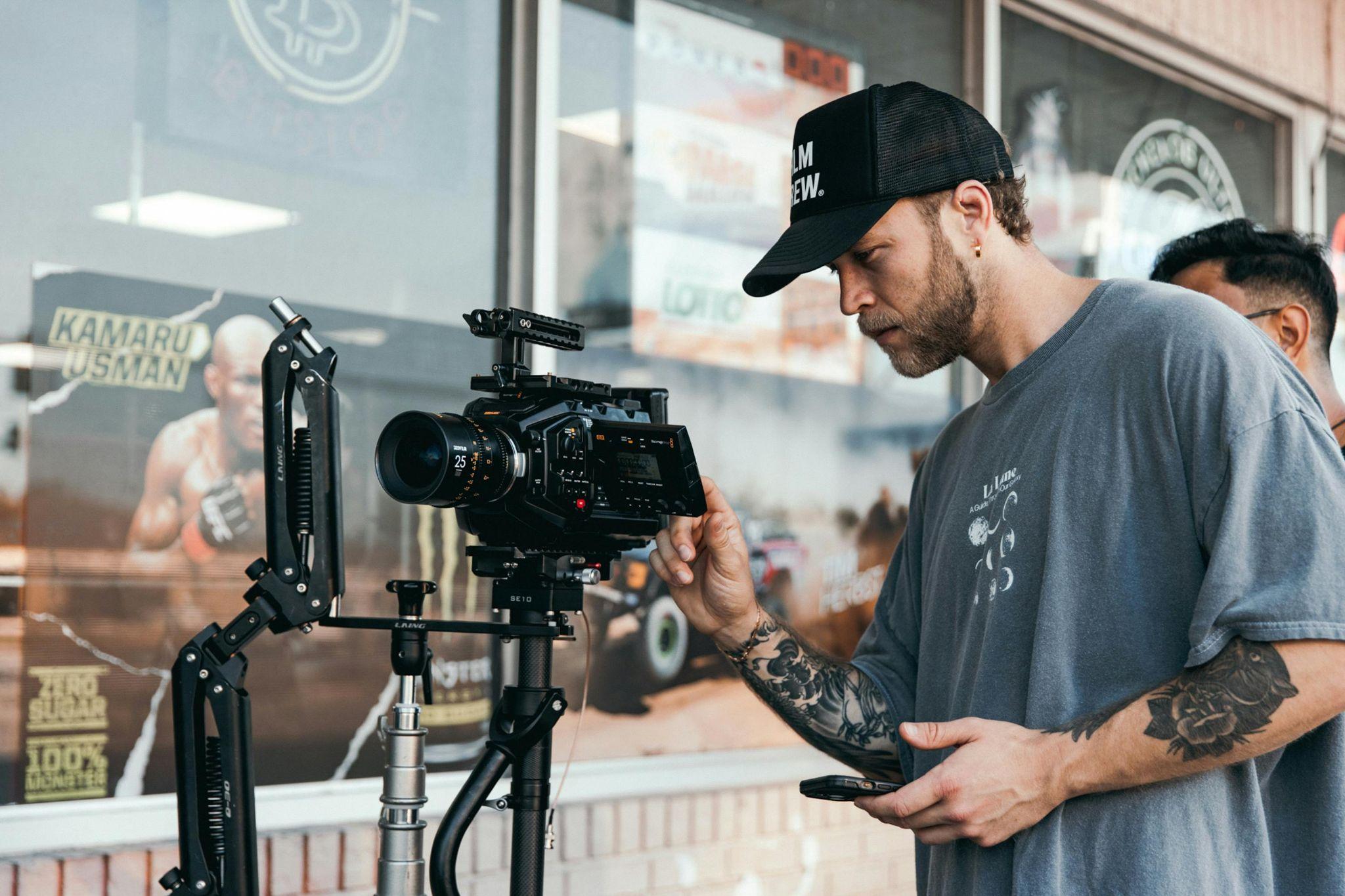 dutch tilt in film