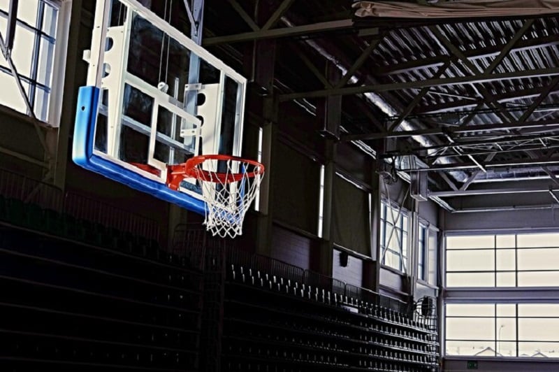 close up of basketball hoop