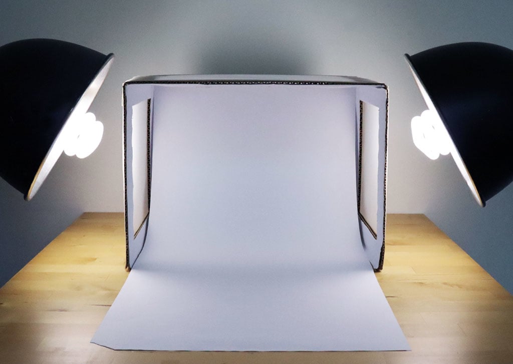 Presenting The Best Light Tables for Photography [Plus AI Tool  Included]