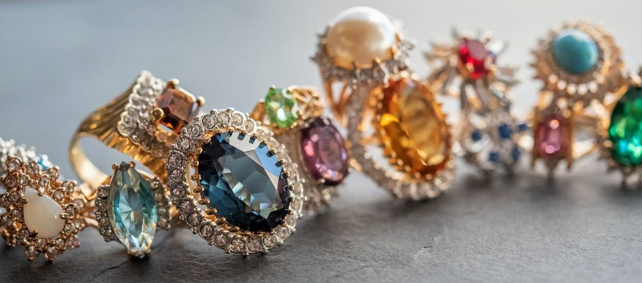 A Comprehensive Guide on High-End Jewelry Photography