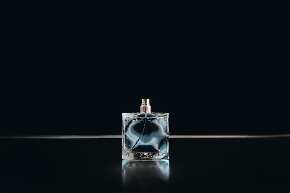 pitch black perfume background